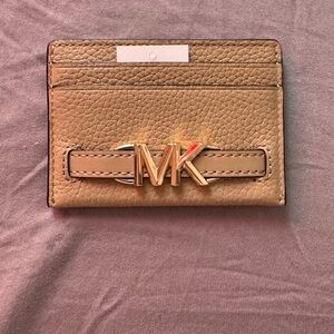 Michael kors card holder